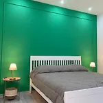 Sogni Di Chiaia Bed and Breakfast Νάπολη